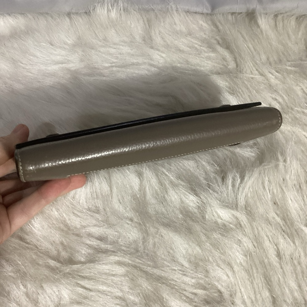 Celine Long Taupe Snap Wallet with COA - Picture 15 of 16